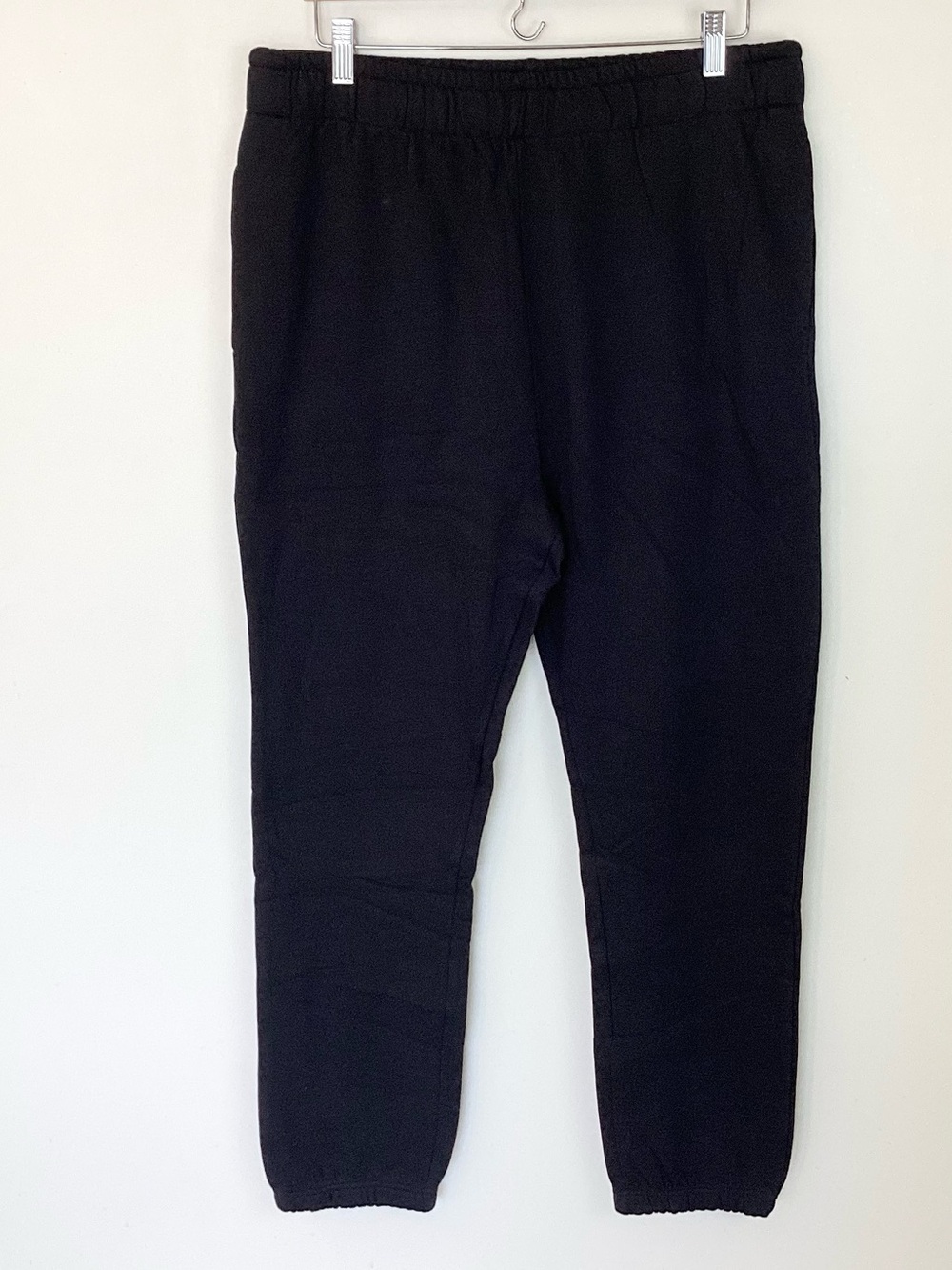 NWOT Pact Men’s Organic Cotton Brushed Fleece Sweatpants - Black - L